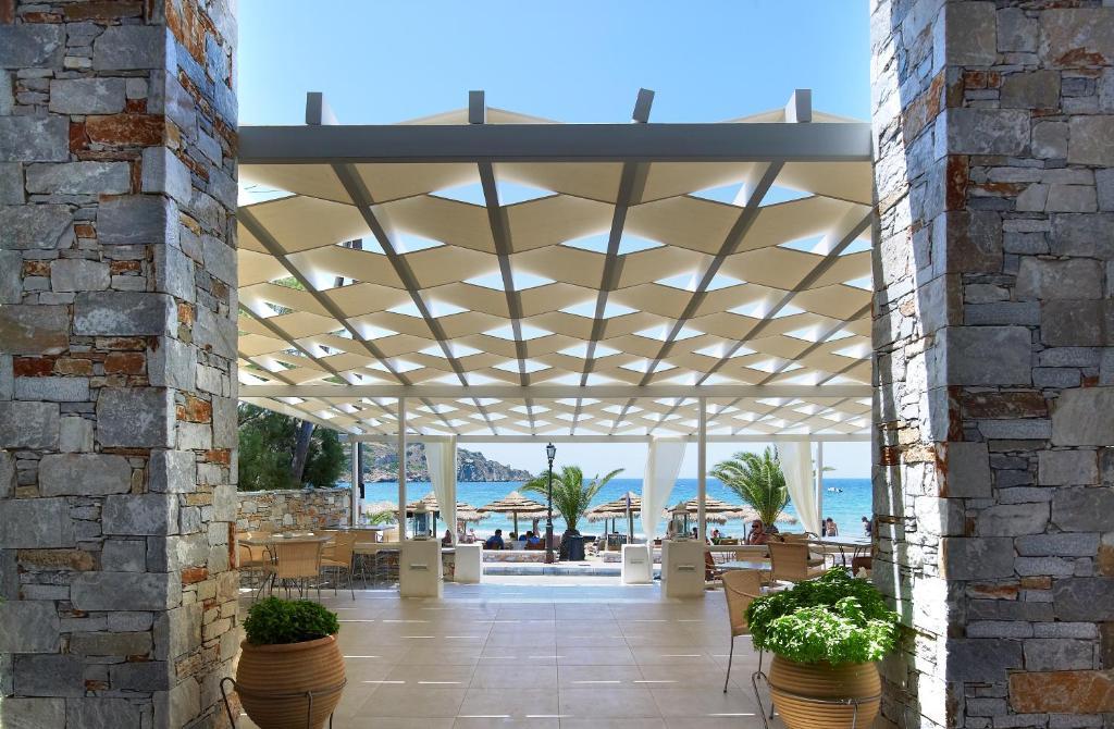 Blue Harmony Hotel Kini ภายนอก รูปภาพ