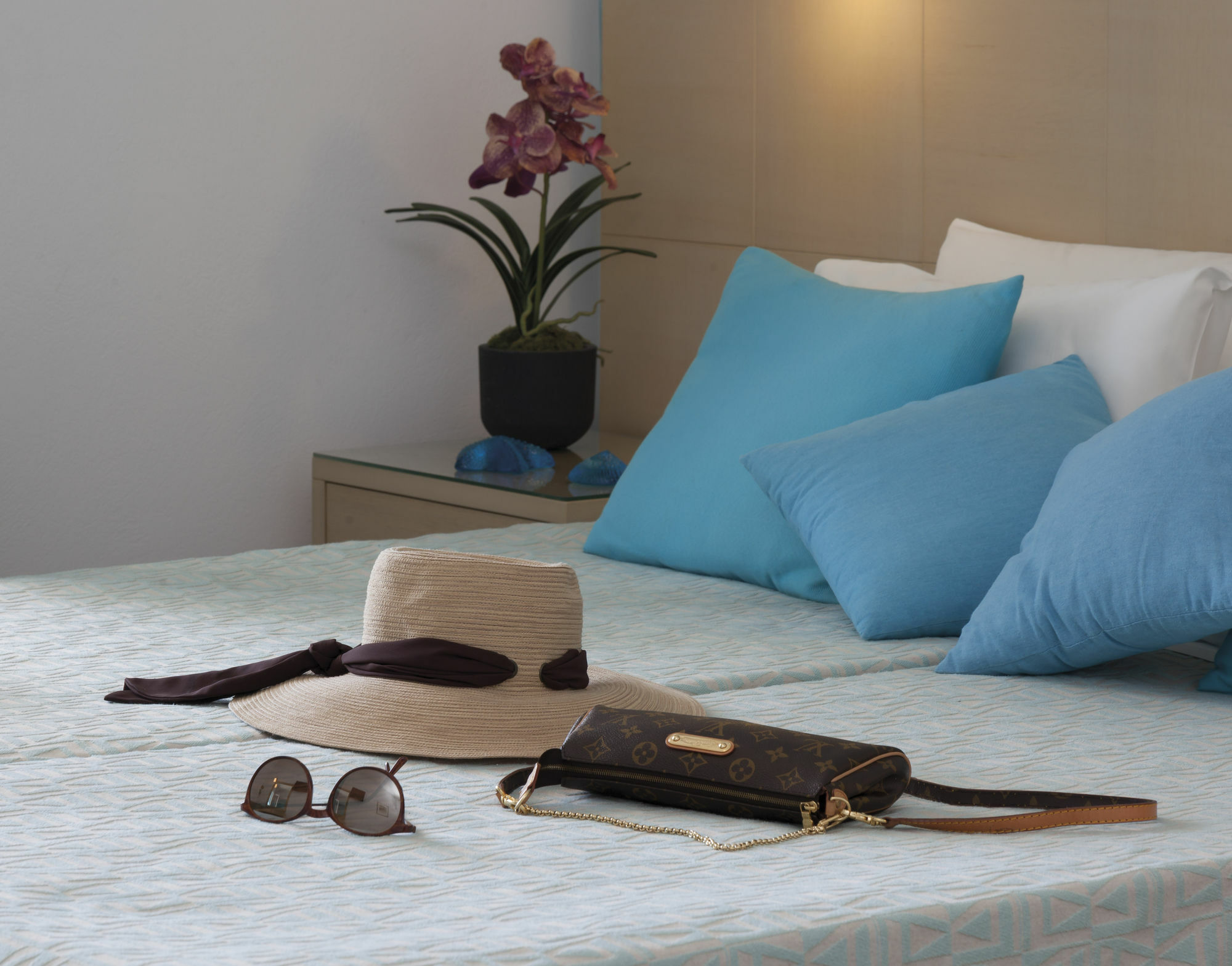 Blue Harmony Hotel Kini ภายนอก รูปภาพ